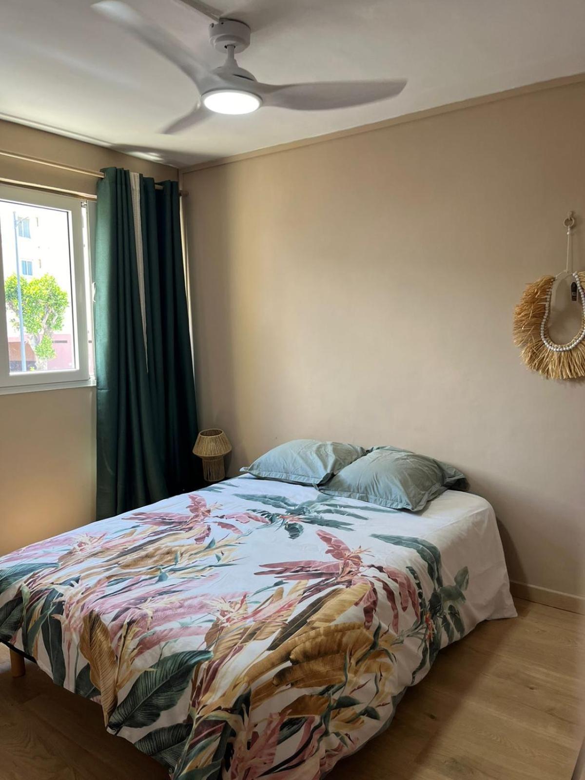 Lana Apartment Saint-Denis Bagian luar foto